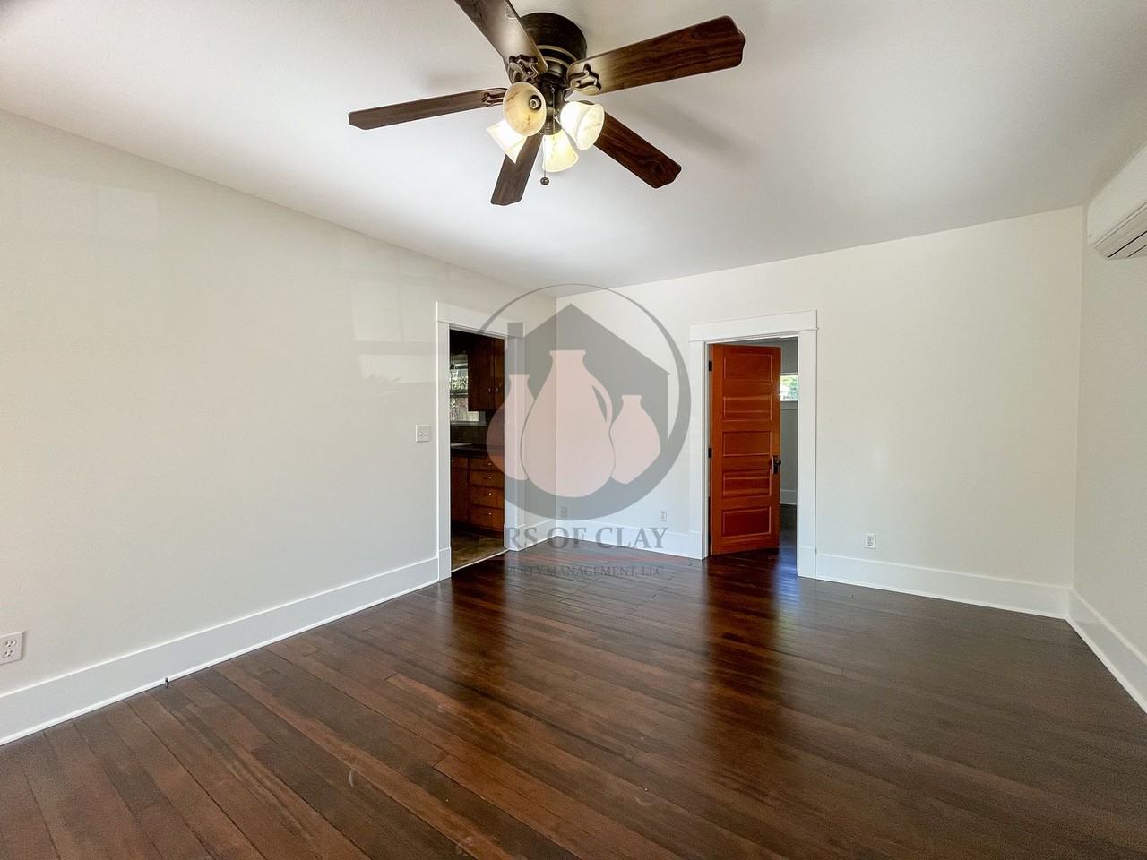2125 Winter St Se - Photo 5 of 13