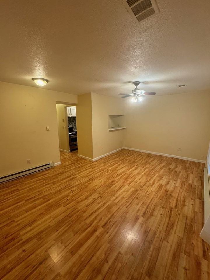 3000 Broadway #16 - Photo 2 of 11