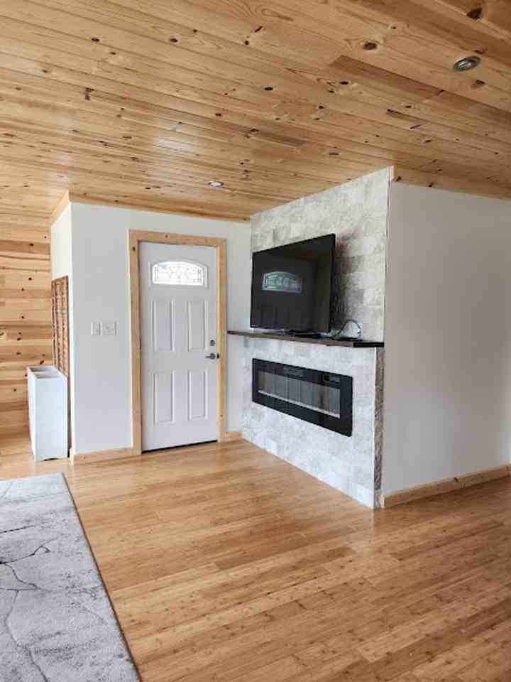 210 E Mountain Ave - Photo 6 of 37