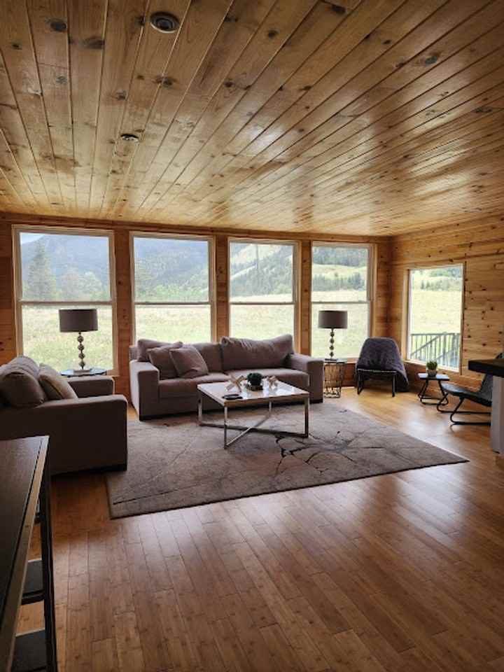 210 E Mountain Ave - Photo 7 of 37