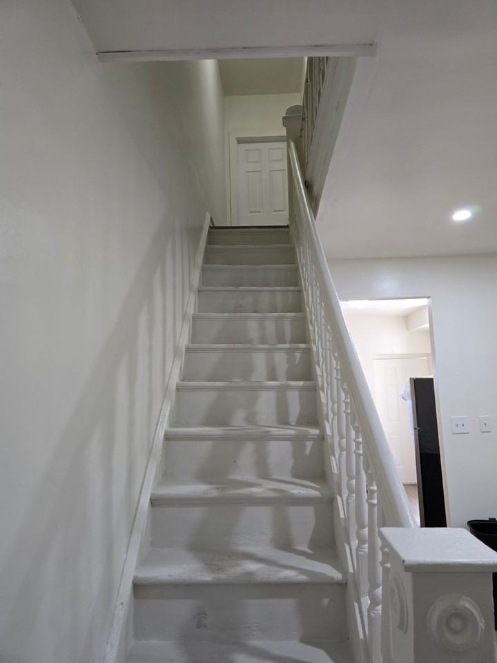 47 N Hobart St - Photo 4 of 11