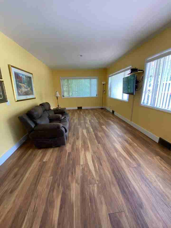 2468 Us Highway 441 S - Photo 2 of 9