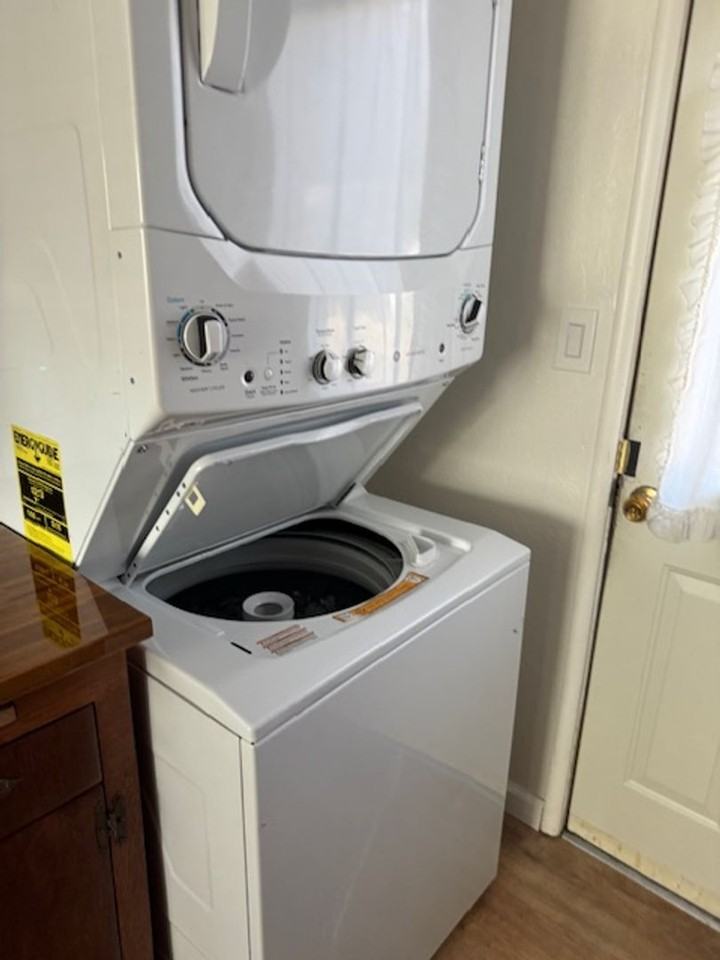 111 Chestnut St - Photo 7 of 21