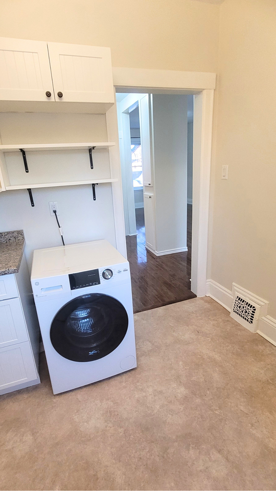 12 Hamilton Avenue - Photo 3 of 17