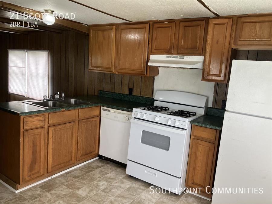 21 Scott Rd - Photo 2 of 8