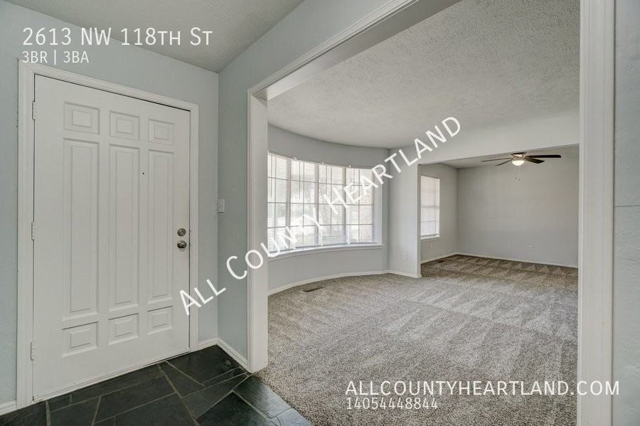 2613 Nw 118th St - Photo 2 of 21