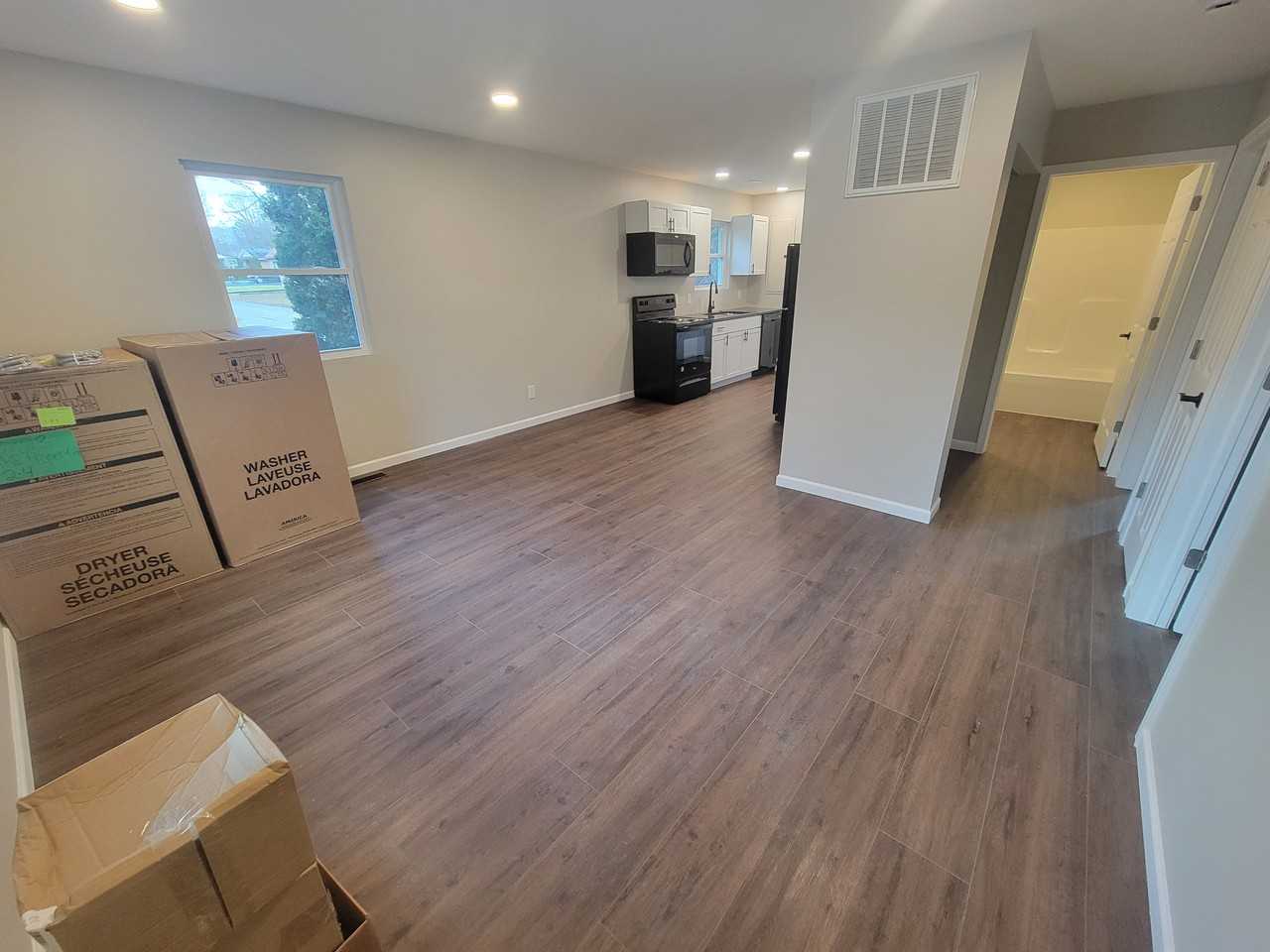 2401 Washington Ave #2355 - Photo 2 of 12