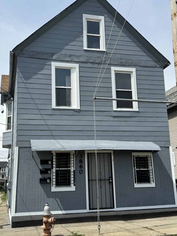 3860 East 72nd Street #2 - Photo 5 of 17