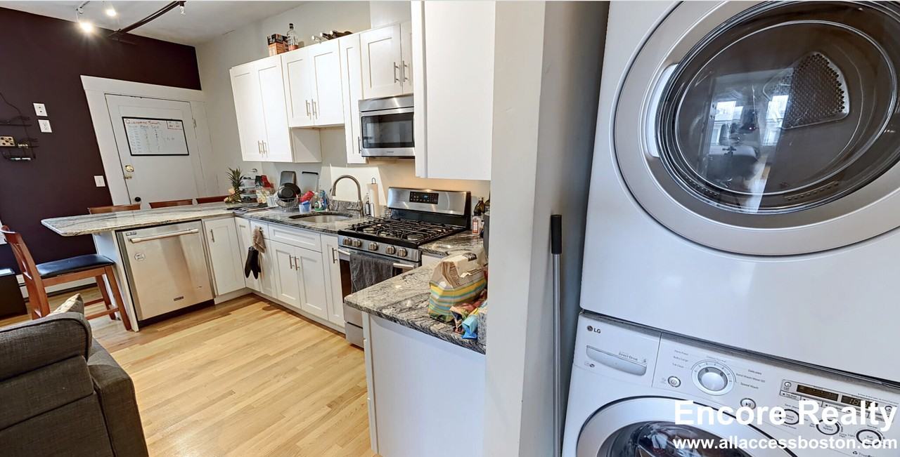 231 Norfolk St #6 - Photo 2 of 27