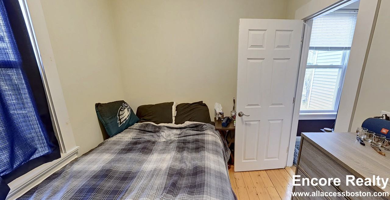 231 Norfolk St #6 - Photo 5 of 27