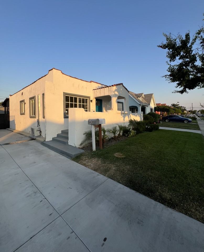 6430 Arlington Ave #NA - Photo 2 of 17