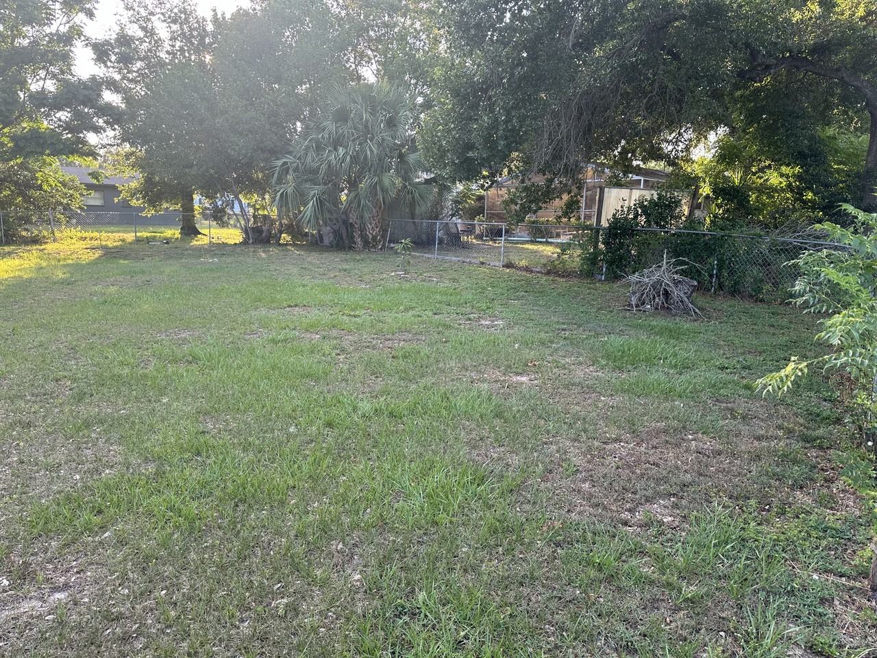 1342 Scott Cir #NA - Photo 3 of 12