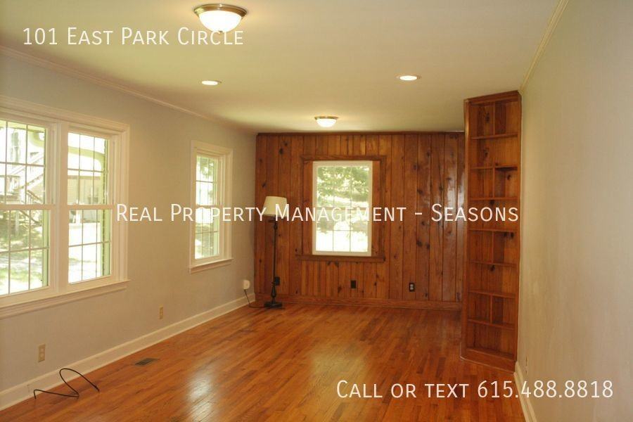 101 E Park Cir - Photo 2 of 19