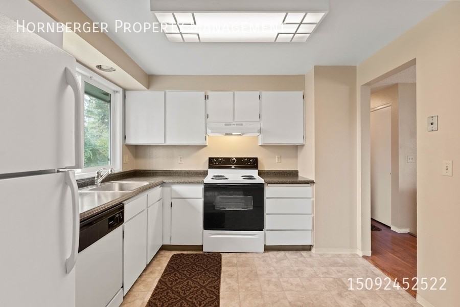 10307 N Hooper Rd #10307 - Photo 3 of 12
