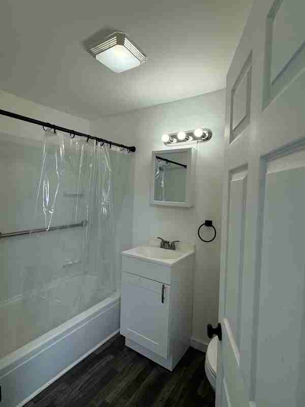 48 Main St - Photo 2 of 13