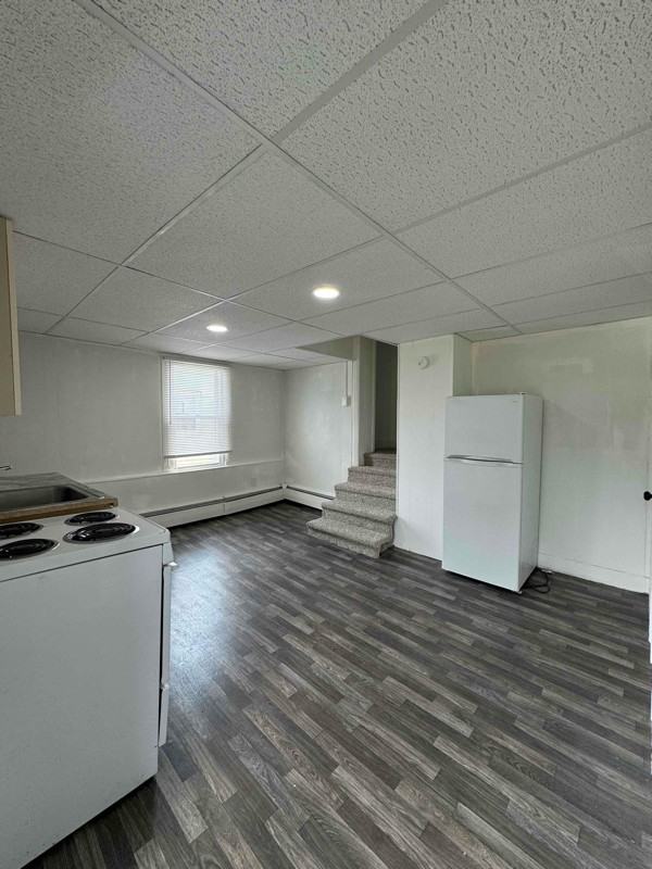 48 Main St - Photo 3 of 13