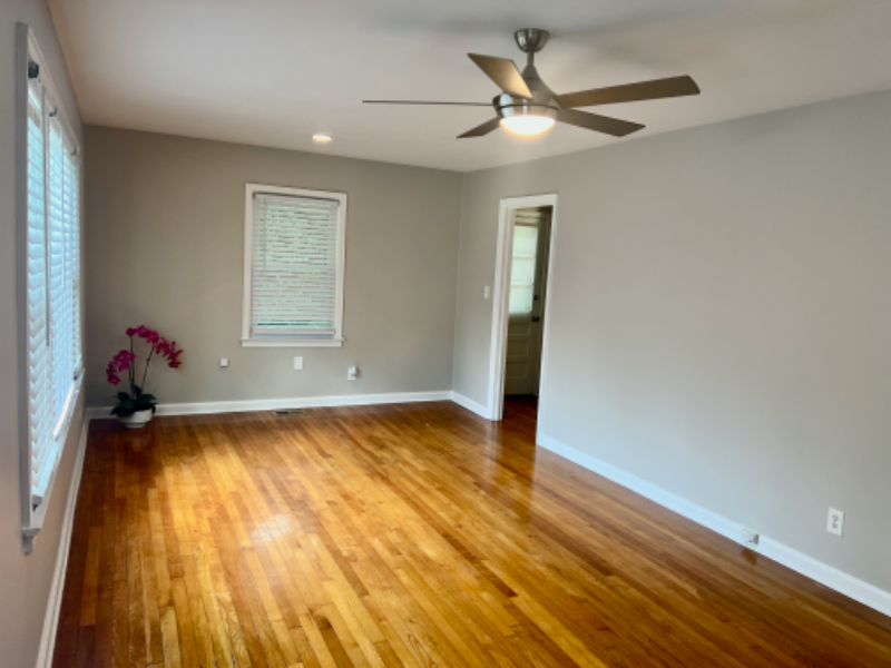 3534 Maryvale Dr - Photo 3 of 13