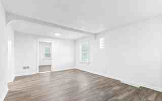 featured image of 831 Harlan Ave