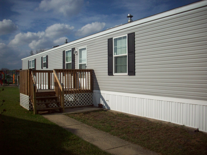 1298 Ewing Way - Photo 2 of 3