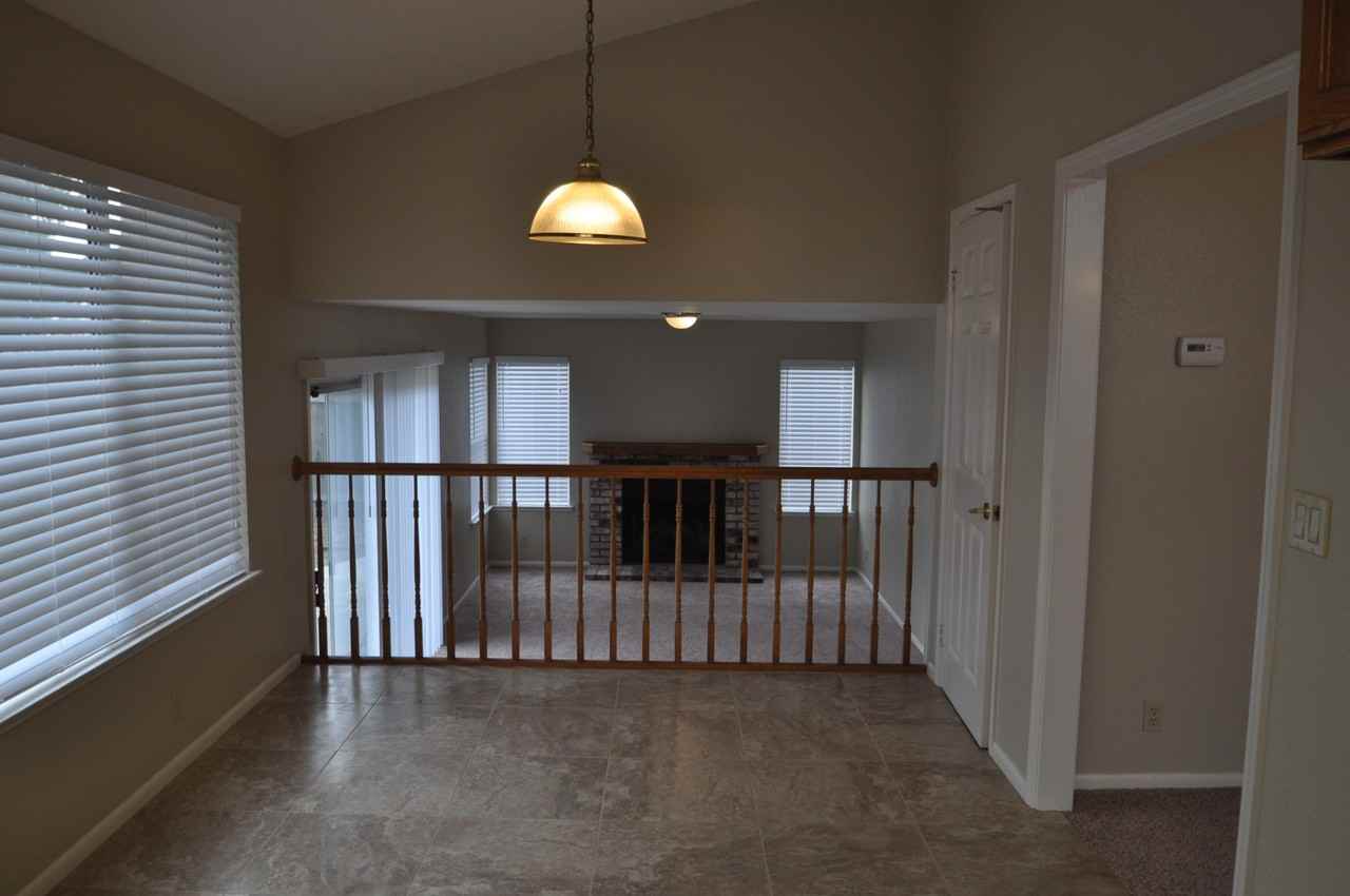 8355 Milano Ct - Photo 3 of 12