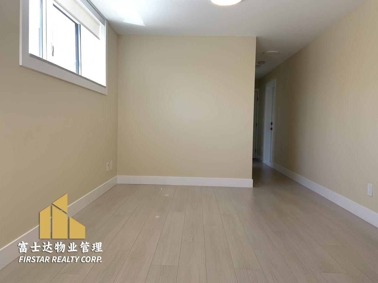 1394 Whitsell Ave - Photo 4 of 16