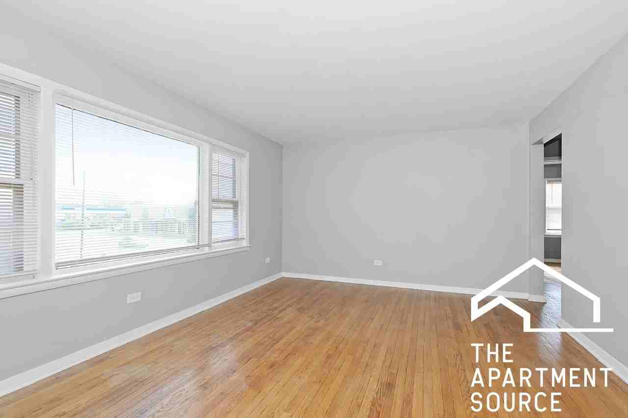 10439 S Hale Ave #1S - Photo 3 of 6