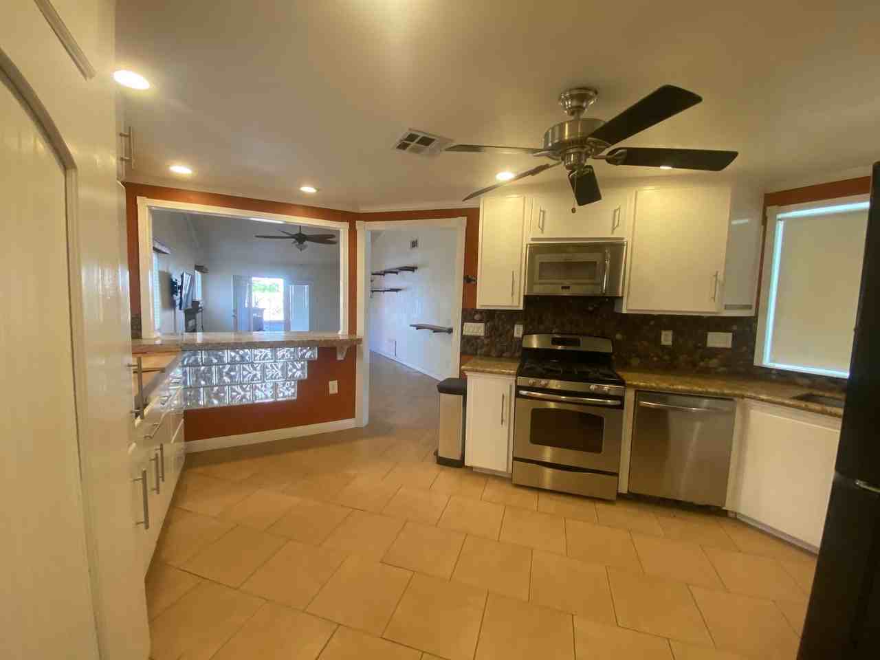 44961 16th St E - Photo 5 of 16