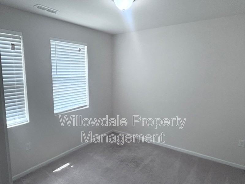 6002 Kentworth Dr - Photo 2 of 28