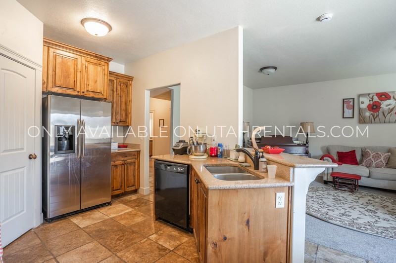 278 E Cascade Ct - Photo 6 of 25