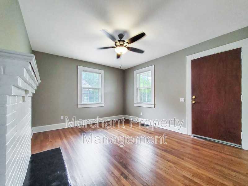 11B Harrington Ave - Photo 6 of 22