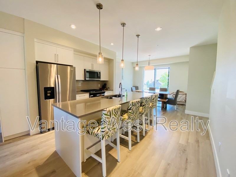 12251 Lake Hill Dr - Photo 2 of 21