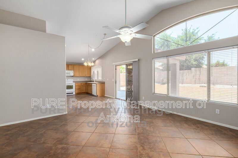10258 E Plata Ave - Photo 7 of 33