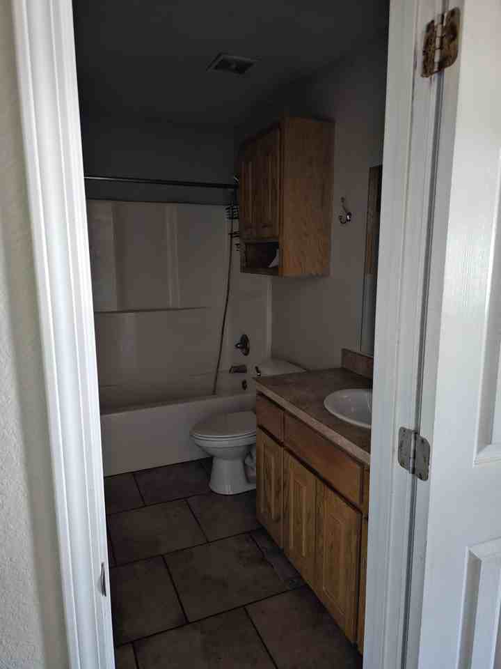 22 Shelly Ln #2 - Photo 2 of 8