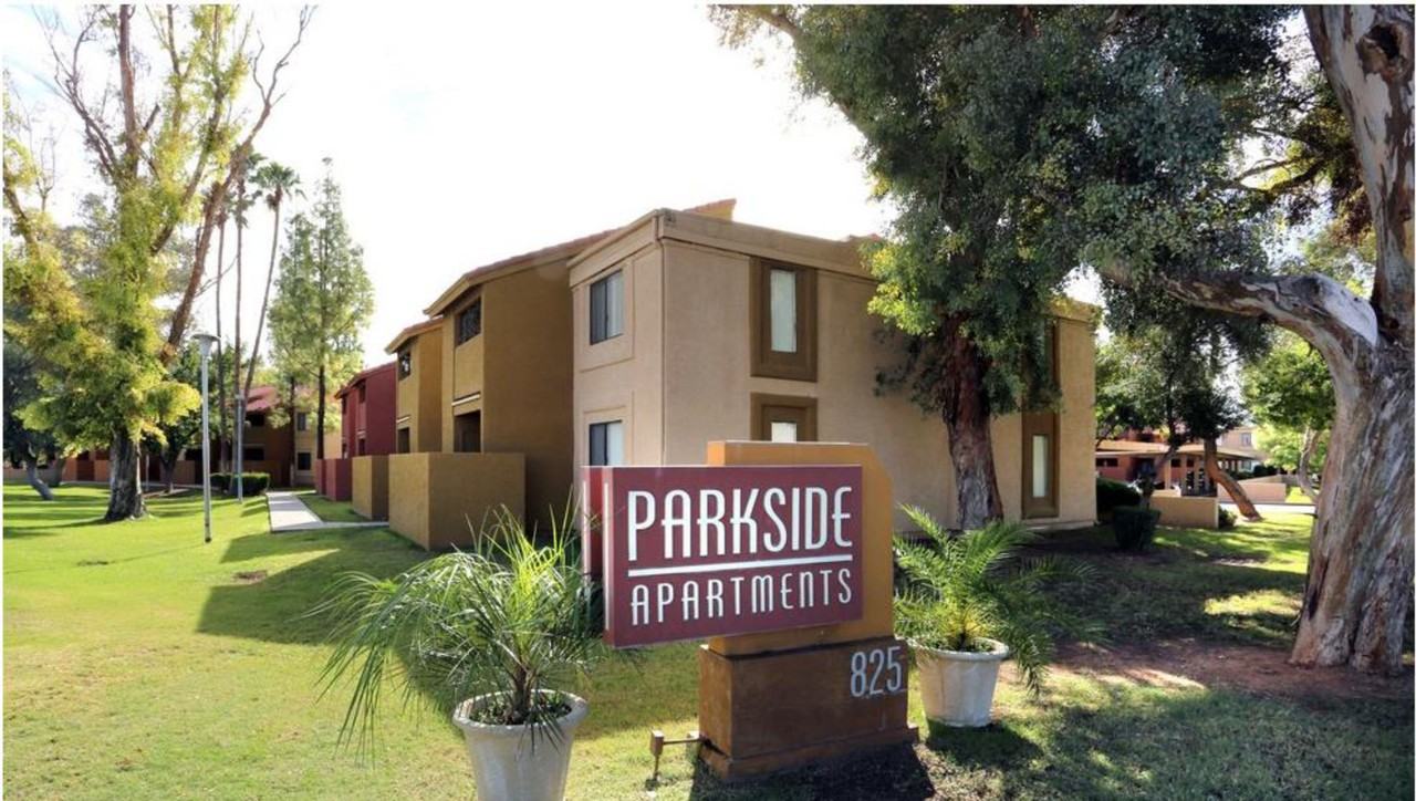 825 S River Dr - Photo 2 of 15