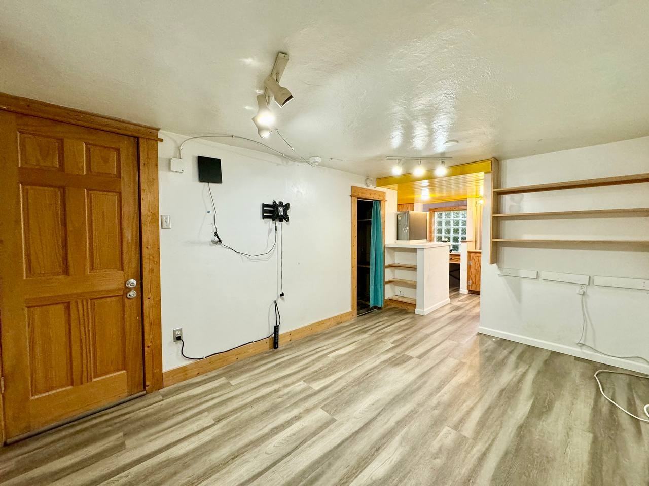 6601 1/2 N Navin Ave #A - Photo 4 of 9