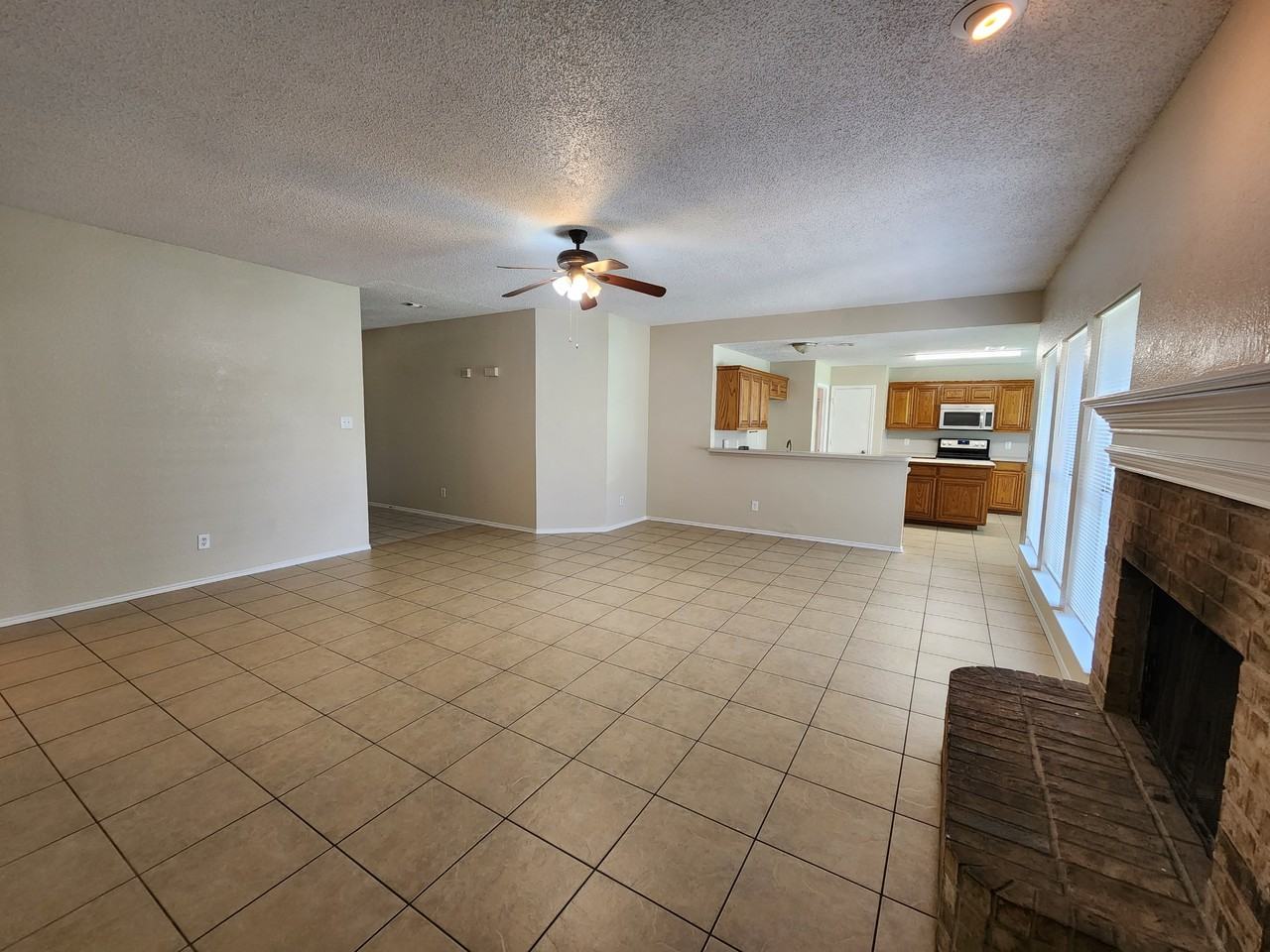 10412 Brangus Dr - Photo 2 of 19