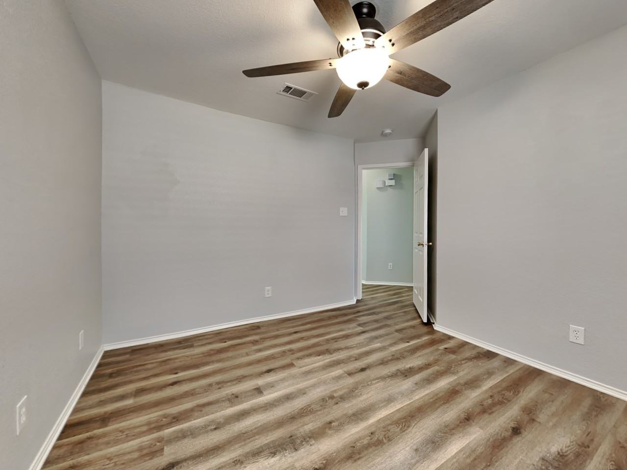 437 Nutmeg - Photo 2 of 24