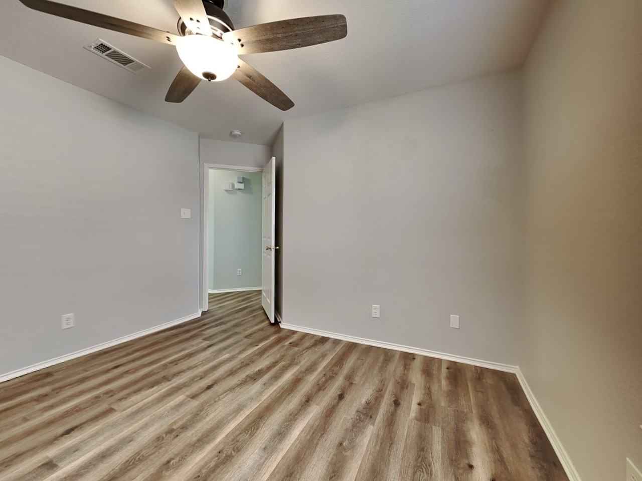 437 Nutmeg - Photo 3 of 24