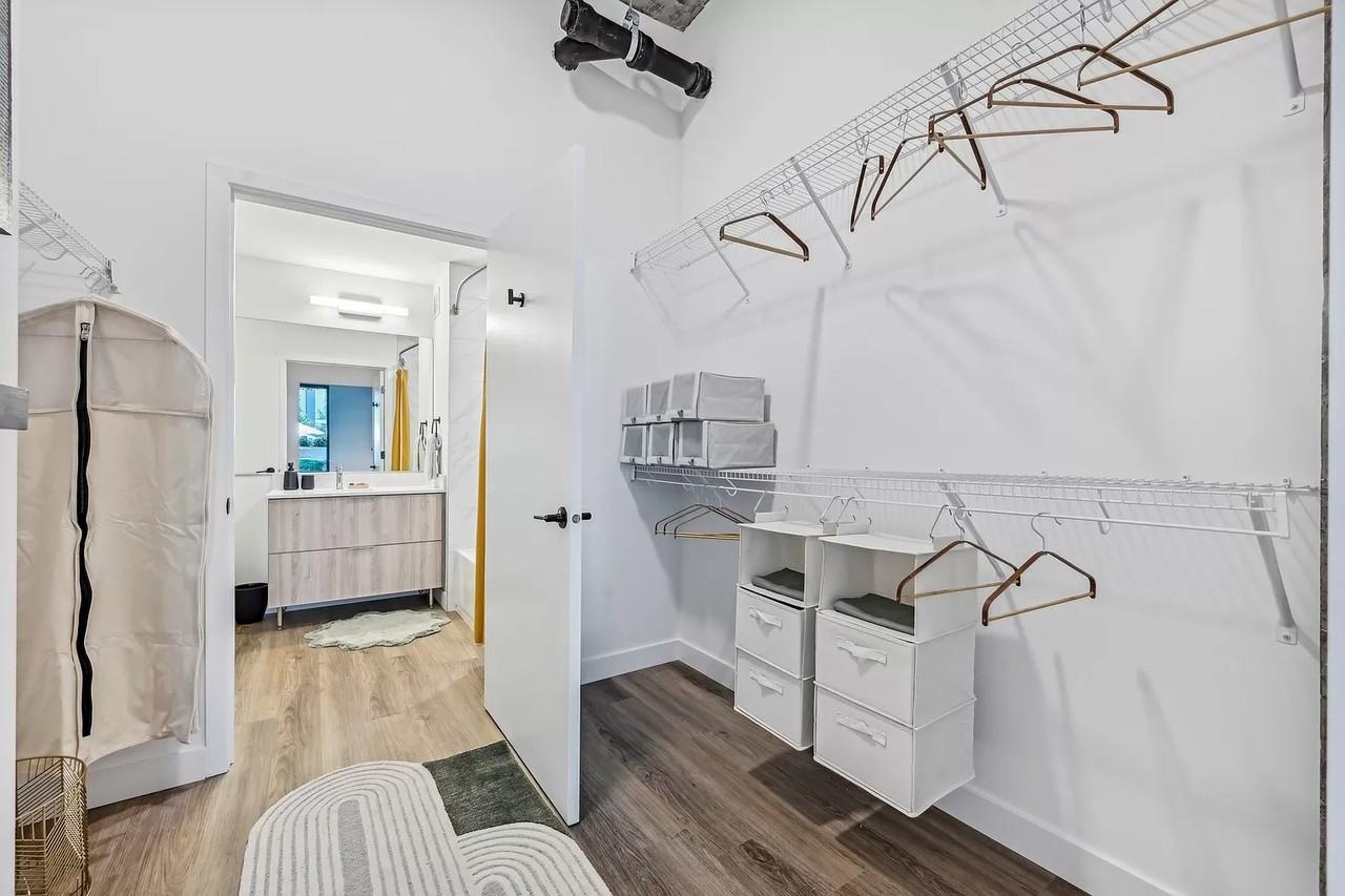 N Marine Dr #1212 - Photo 5 of 22