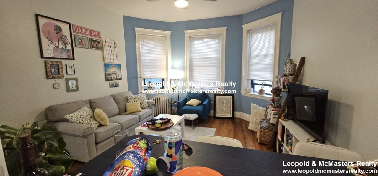 1560 Commonwealth Ave #3 - Photo 2 of 9