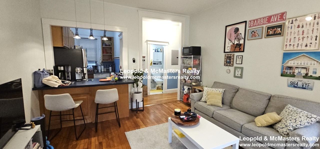 1560 Commonwealth Ave #3 - Photo 4 of 9