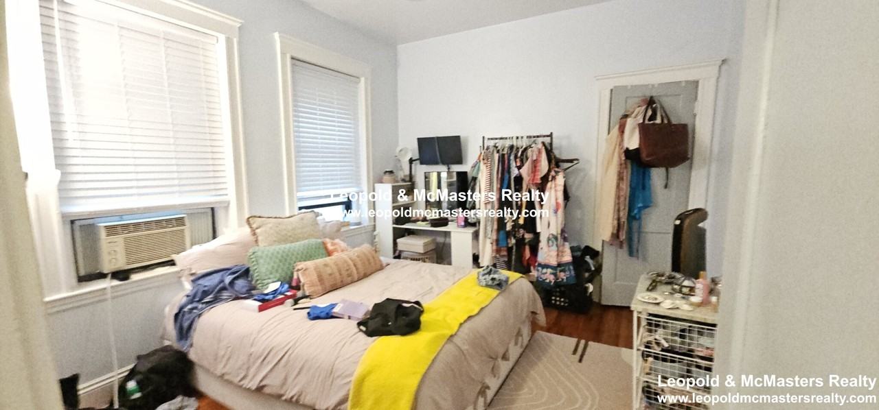 1560 Commonwealth Ave #3 - Photo 6 of 9
