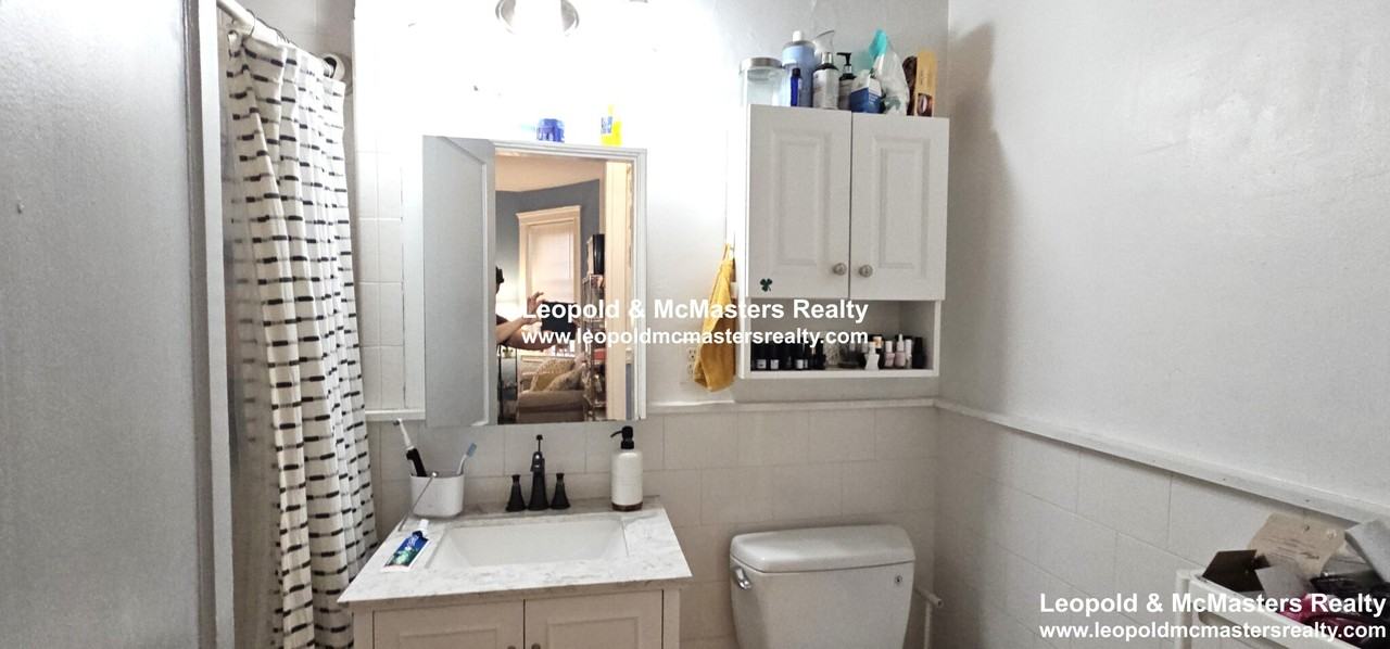 1560 Commonwealth Ave #3 - Photo 7 of 9