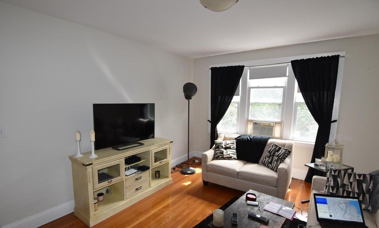 1940 Commonwealth Ave #056