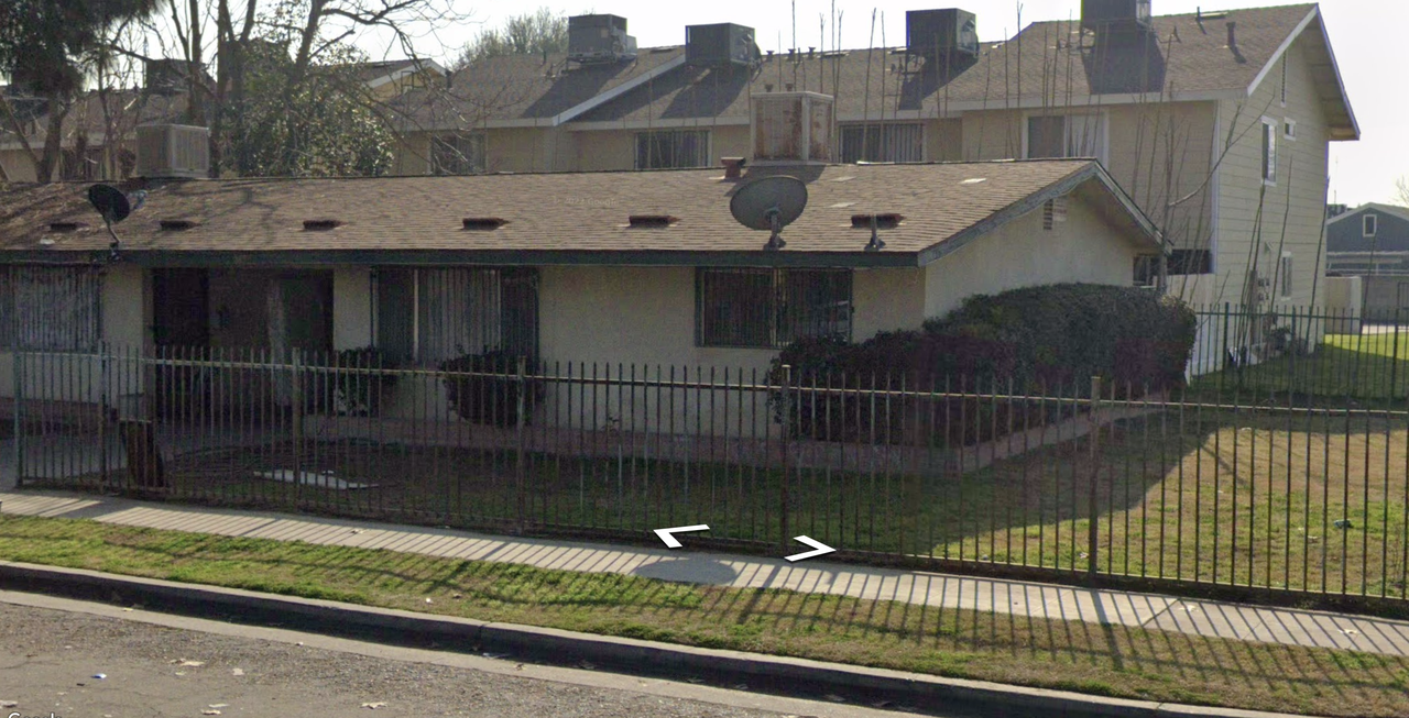 824 E Lorena Ave #824 - Photo 2 of 3