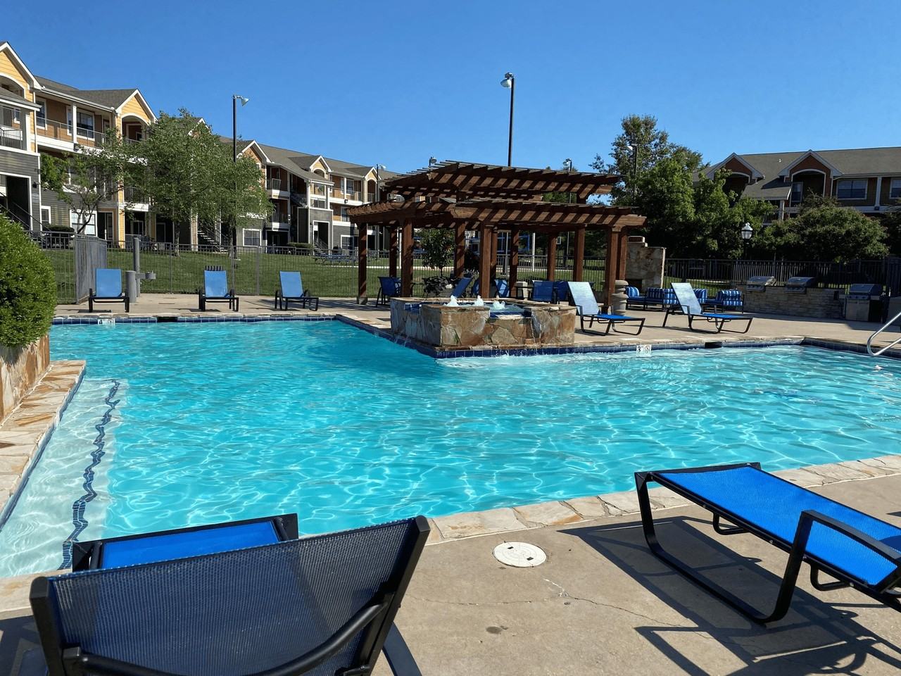 The Landing Lawrence - Photo 2 of 38