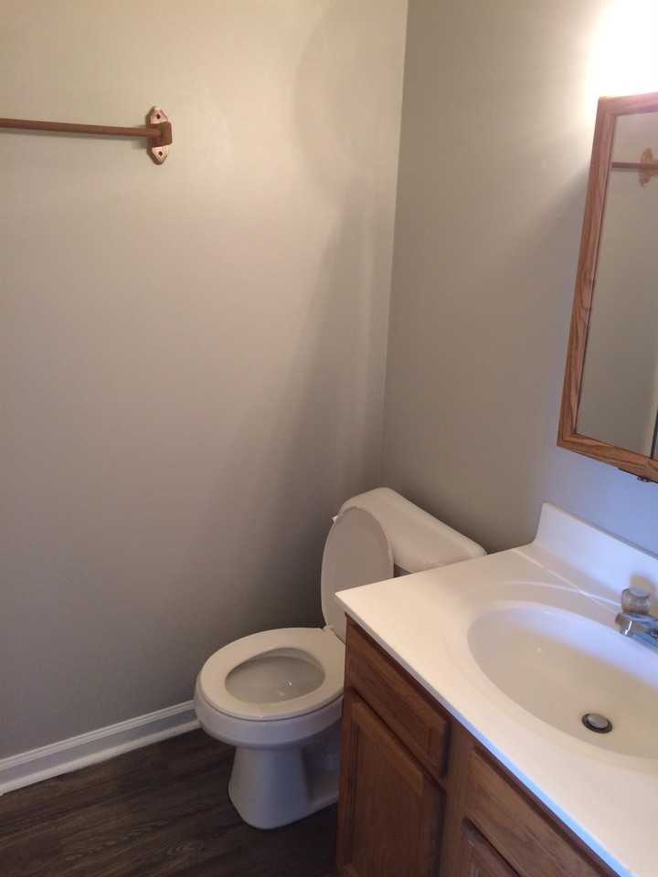 603 Four Mile Avenue - Photo 2 of 4