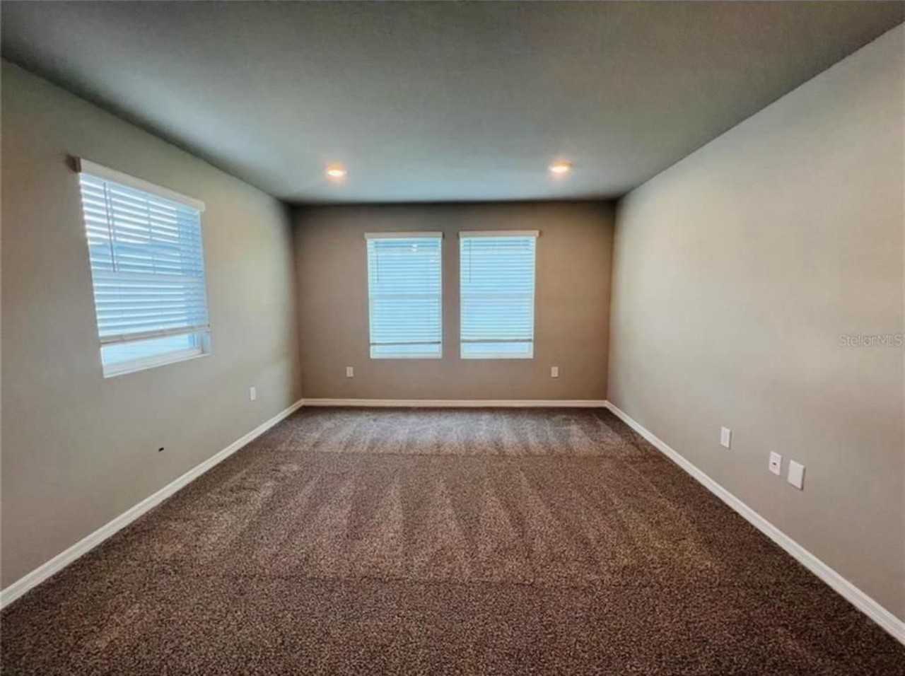 17328 Million Lakes - Photo 3 of 30