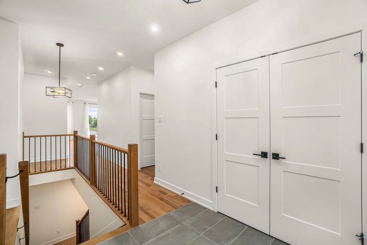 524 Barrage Street - Photo 2 of 26