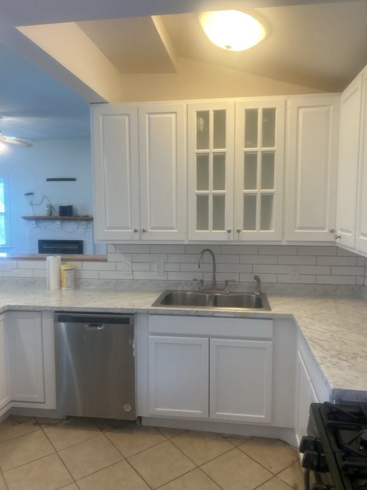 3629 Guess Rd - Photo 4 of 22